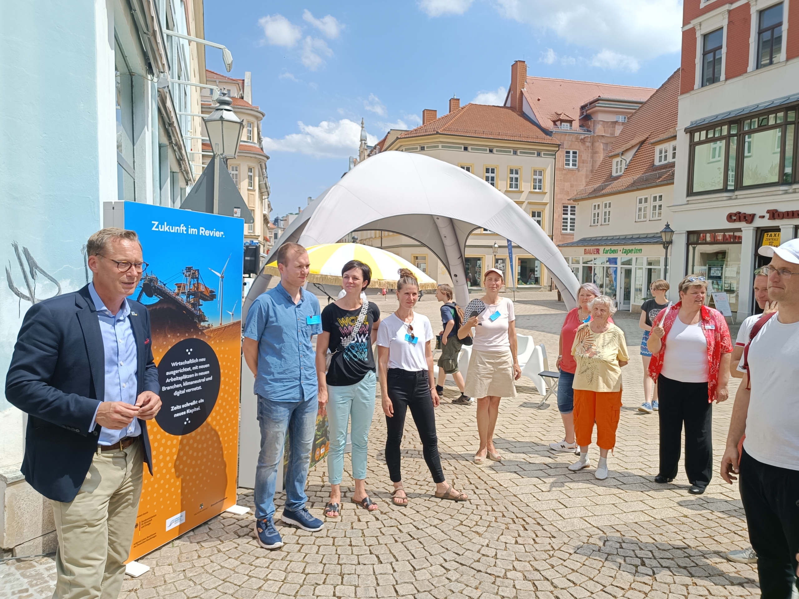 WOW! Baustellenfest mit Aussicht auf BALD!